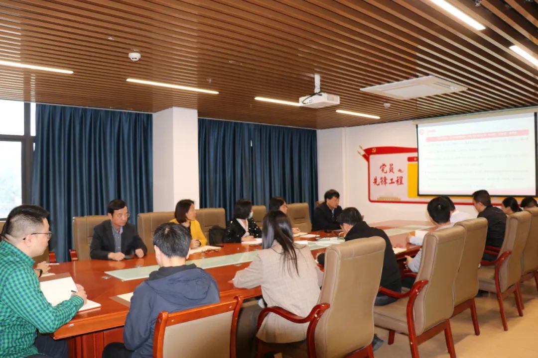 主題教育丨石化設(shè)計(jì)院各黨支部開展“學(xué)習(xí)貫徹習(xí)近平新時(shí)代中國特色社會(huì)主義思想主題教育”黨日活動(dòng)(圖2)